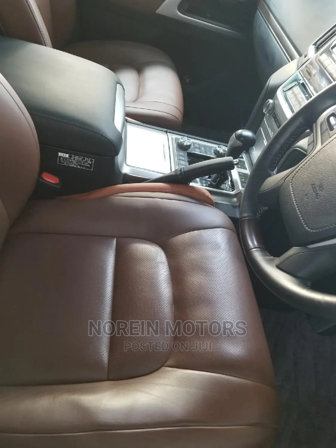 Toyota Land Cruiser 2017 White
