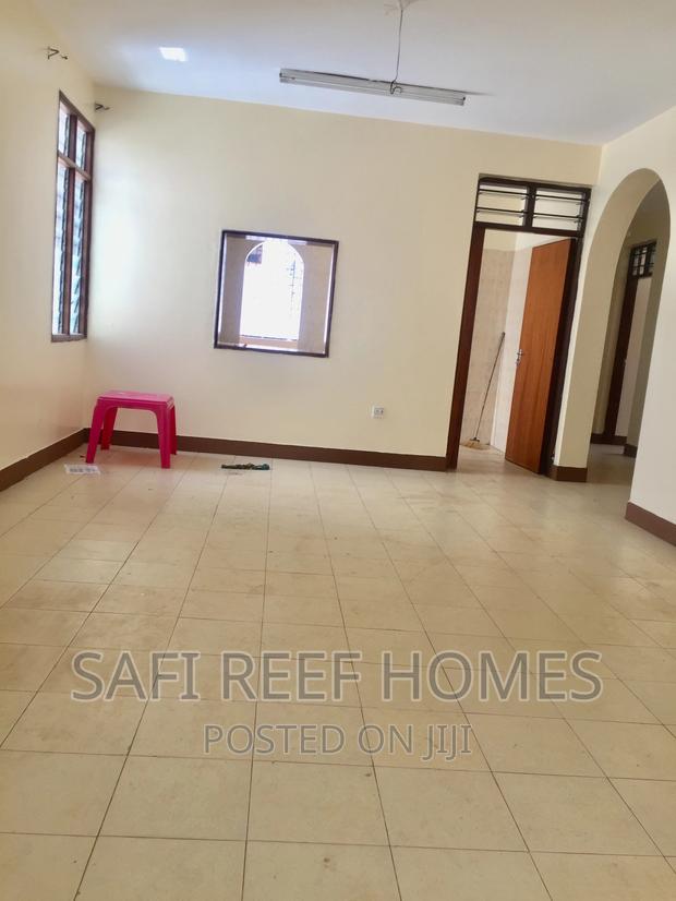 3bdrm Apartment in Nyali for Rent - main view