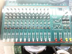Powered Mixer 12 Channel