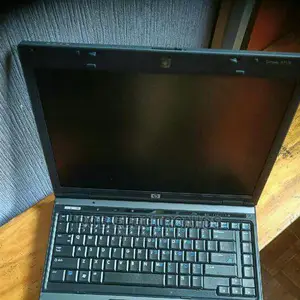 Laptop HP Compaq 6530b 4GB Intel Core I3 HDD 500GB
