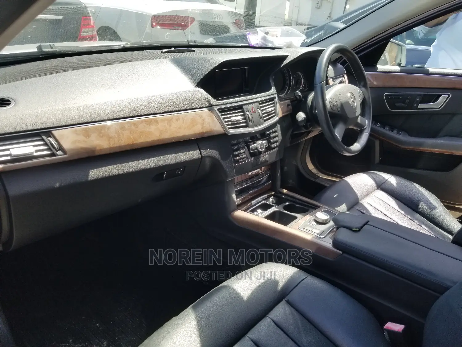 Mercedes-Benz E200 2013 Silver