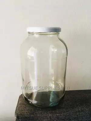 A Box of 30 Glass Jars 2000ml With Airtight Lids