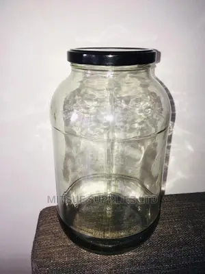 A Box of 30 Glass Jars 2000ml With Airtight Lids