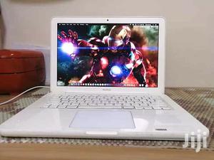 Imported Apple Macbook 4 Unibody 250 4gbram 2.6ghz