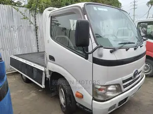 Toyota Dyna Manual Diesel 2014