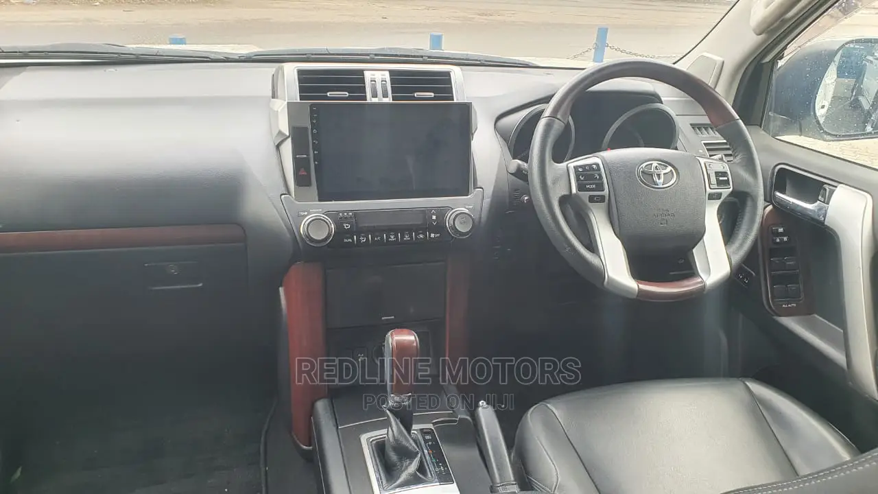 Toyota Land Cruiser Prado 2016 White
