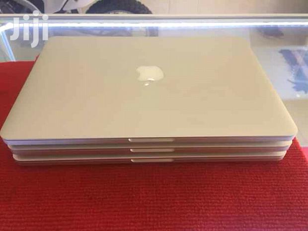 Display On Apple Macbook Pro Corei5 - main view