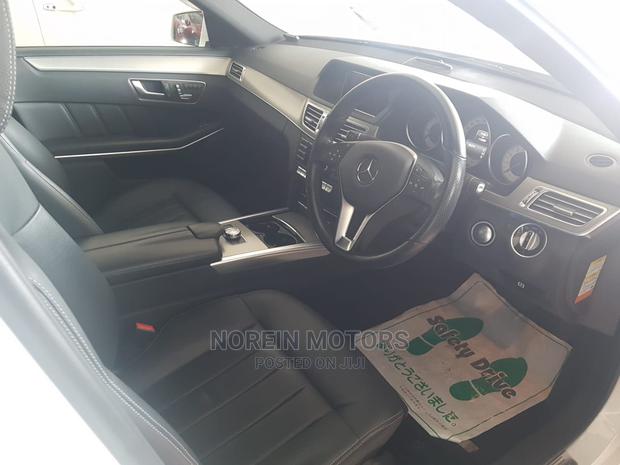 Mercedes-Benz E300 2015 White - thumbnail 5
