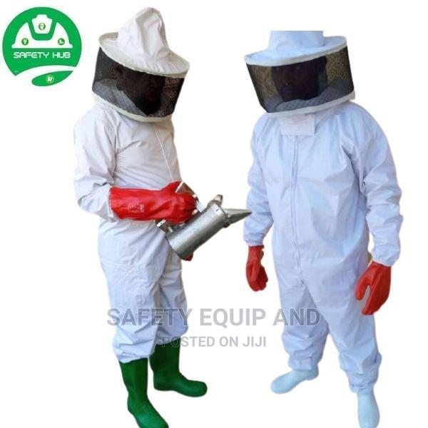 Quality Bee Suits for Bee Protection in Kenya - thumbnail 3