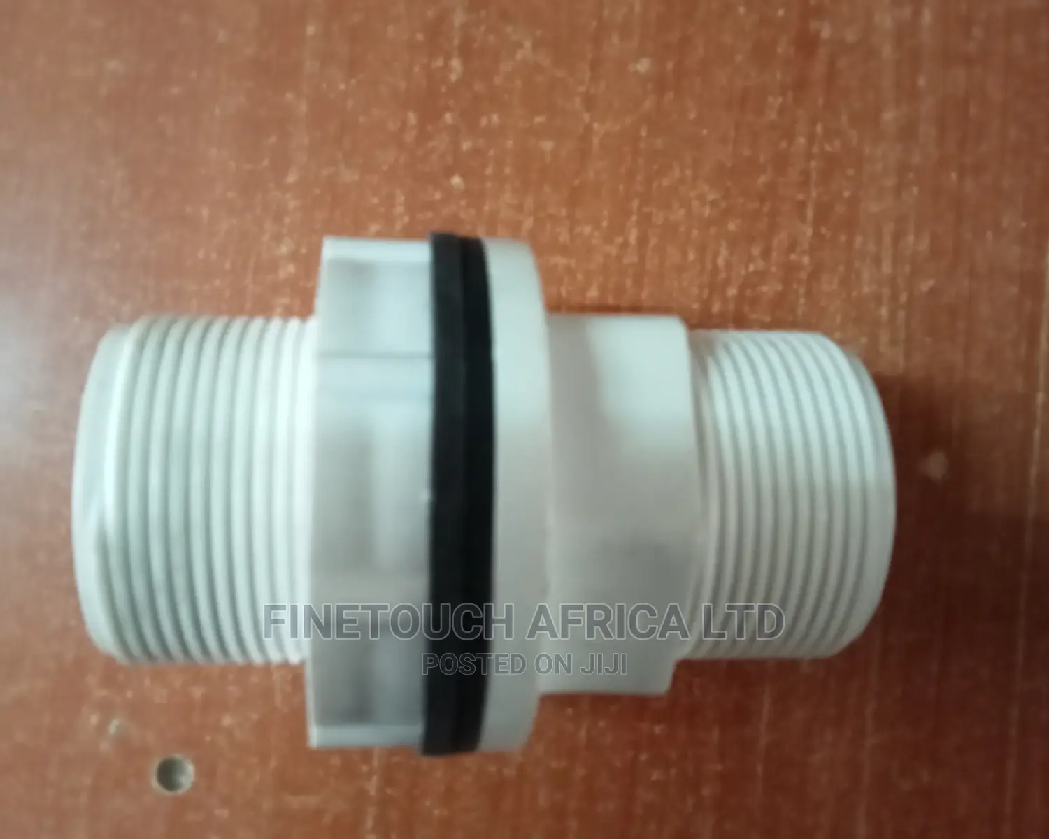 Tank Connector 11/4 Inch