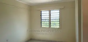 10bdrm Block of Flats in Half London, Likoni for Sale