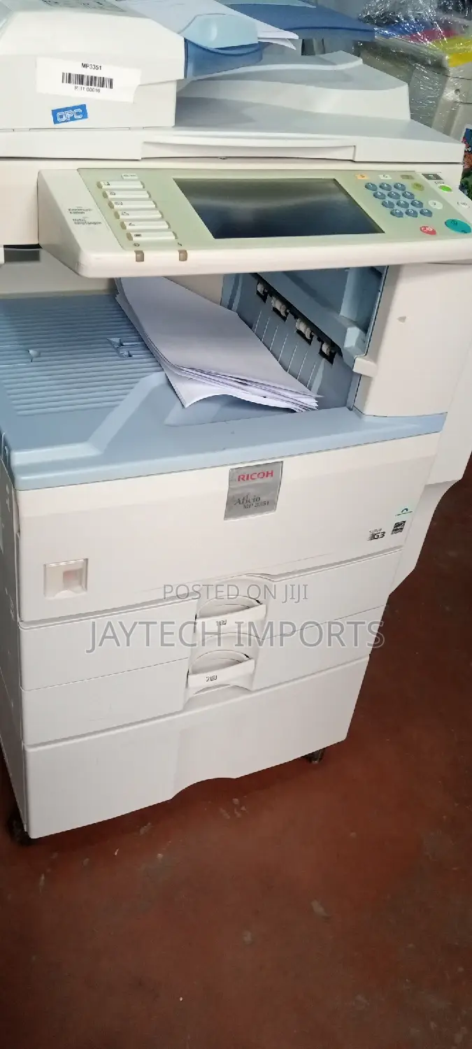 Photocopier Ricoh Aficio Mp C 2051