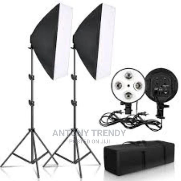 50x70cm Studio Light Softbox Umbrella + E27 Socket Light Lam - main view