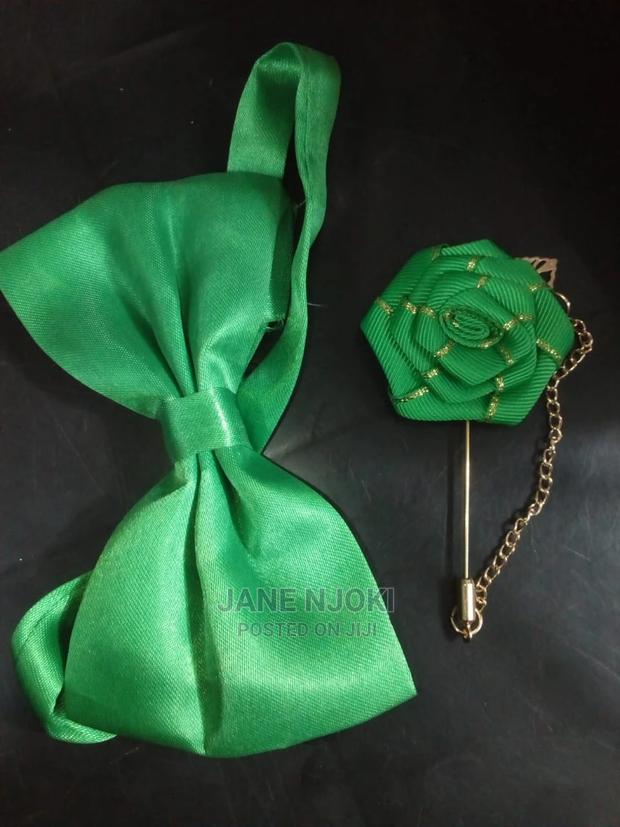 Green Bowtie - main view