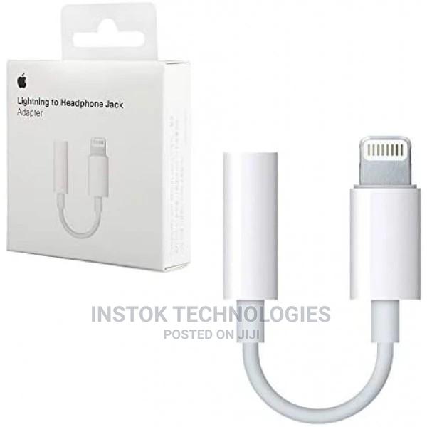 Apple Lightning to 3.5mm Headphone Jack Adapter - thumbnail 2