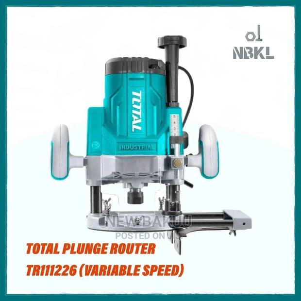 Total TR111226 Plunge Router 2200W (Variable Speed)