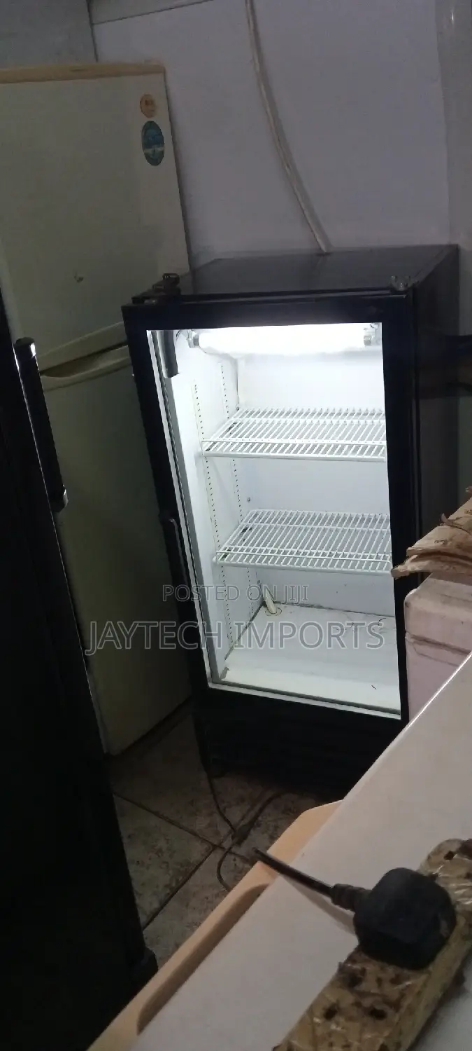 Smart Ex Uk Refurbished Medium Display Fridge.
