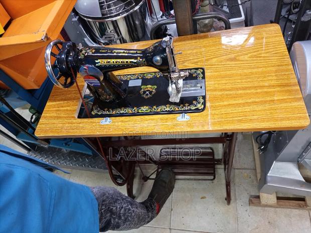 Tailoring Machine, Complete - thumbnail 6