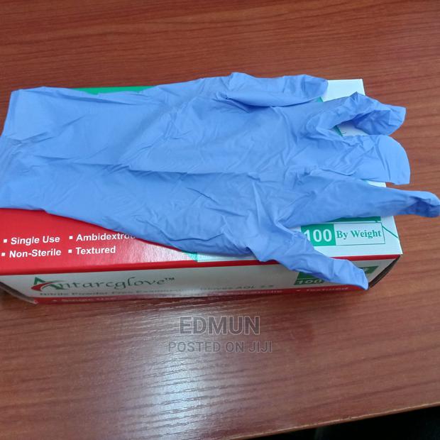 Nitrile Powder Free Latex Free Examination Gloves - thumbnail 3