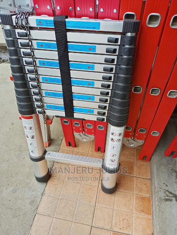 3.8M Telescopic Ladder - thumbnail 4