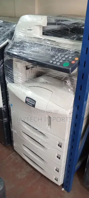 Kyocera Km 3050