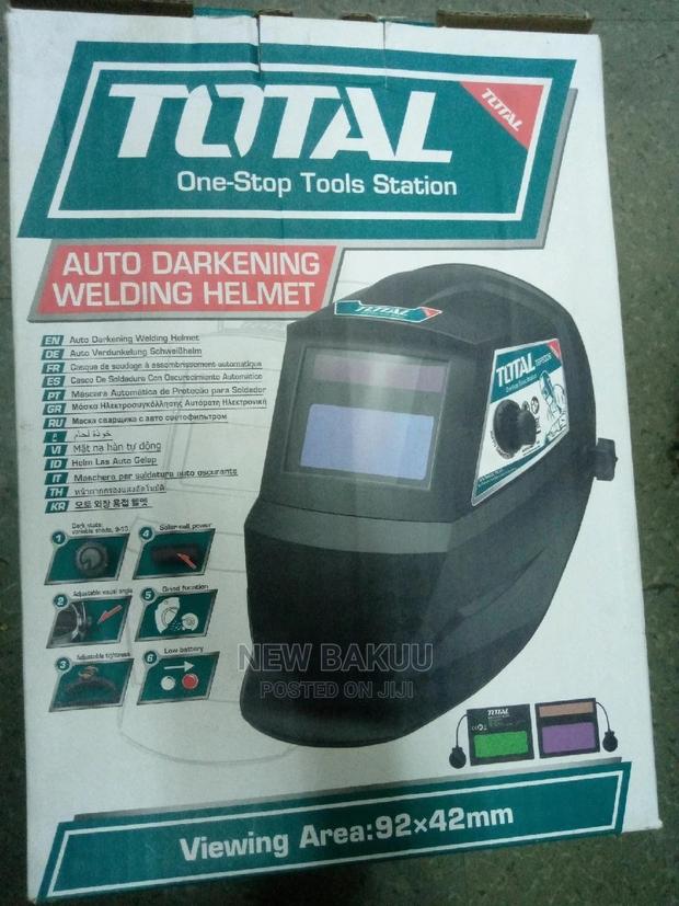 Auto Darkening Welding Helmet - thumbnail 3