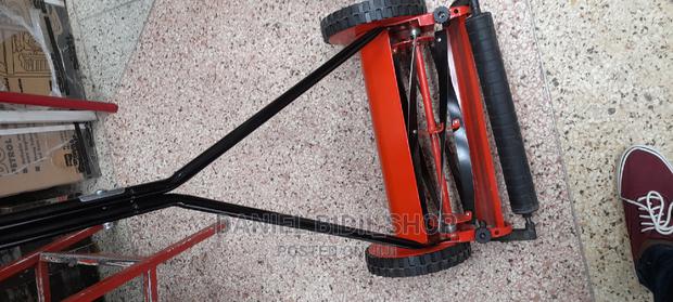 Manual Lawn Mower Machine - main view