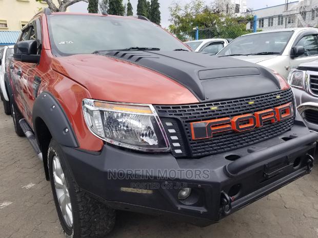 Ford Ranger 2015 Orange