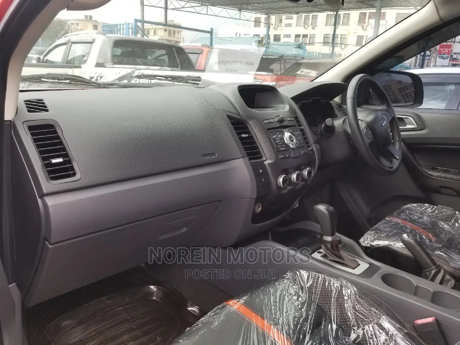 Ford Ranger 2015 Orange