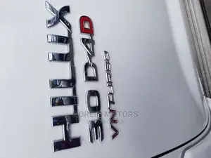 Toyota Hilux 2014 Pearl