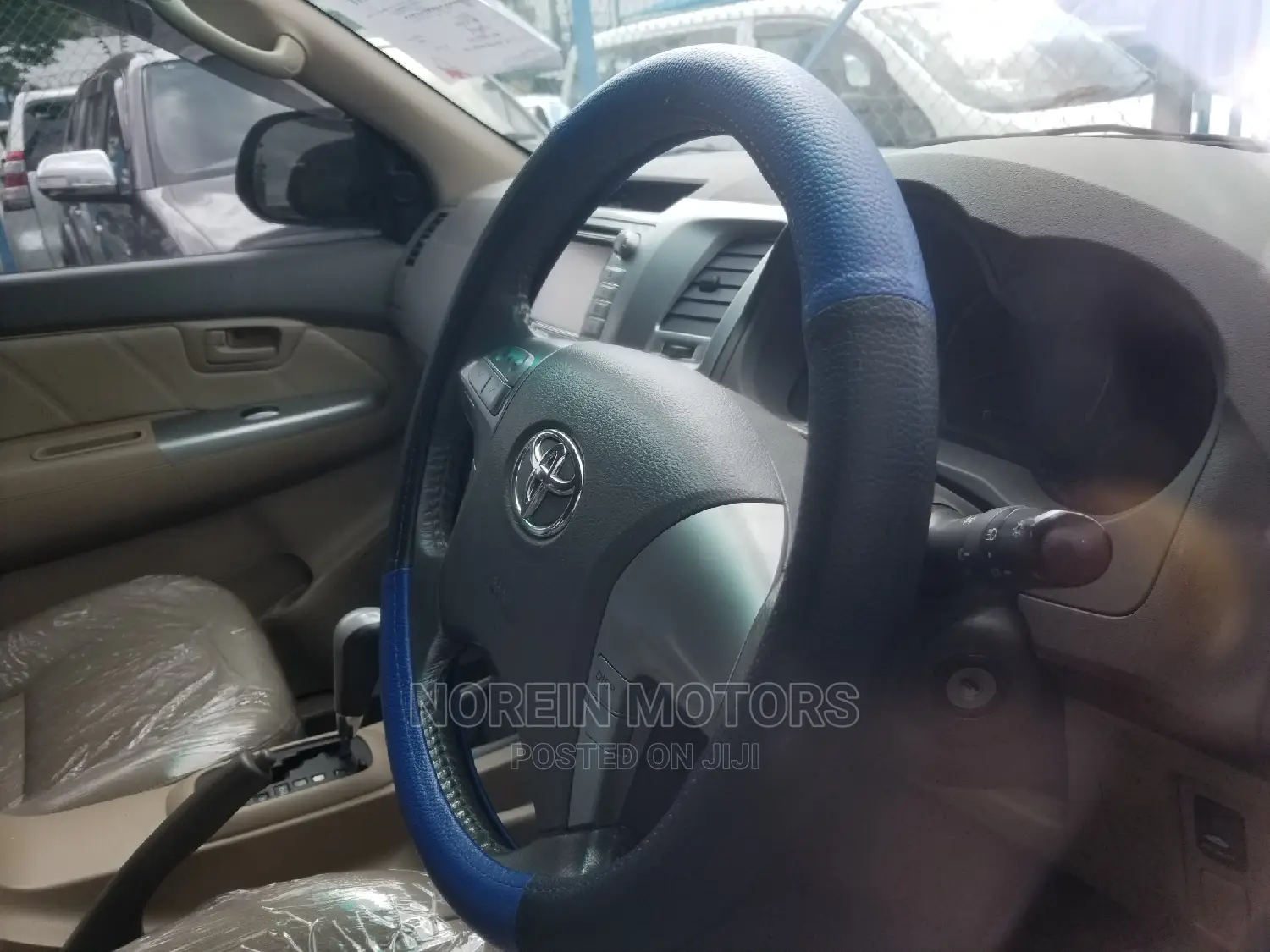 Toyota Hilux 2014 Pearl