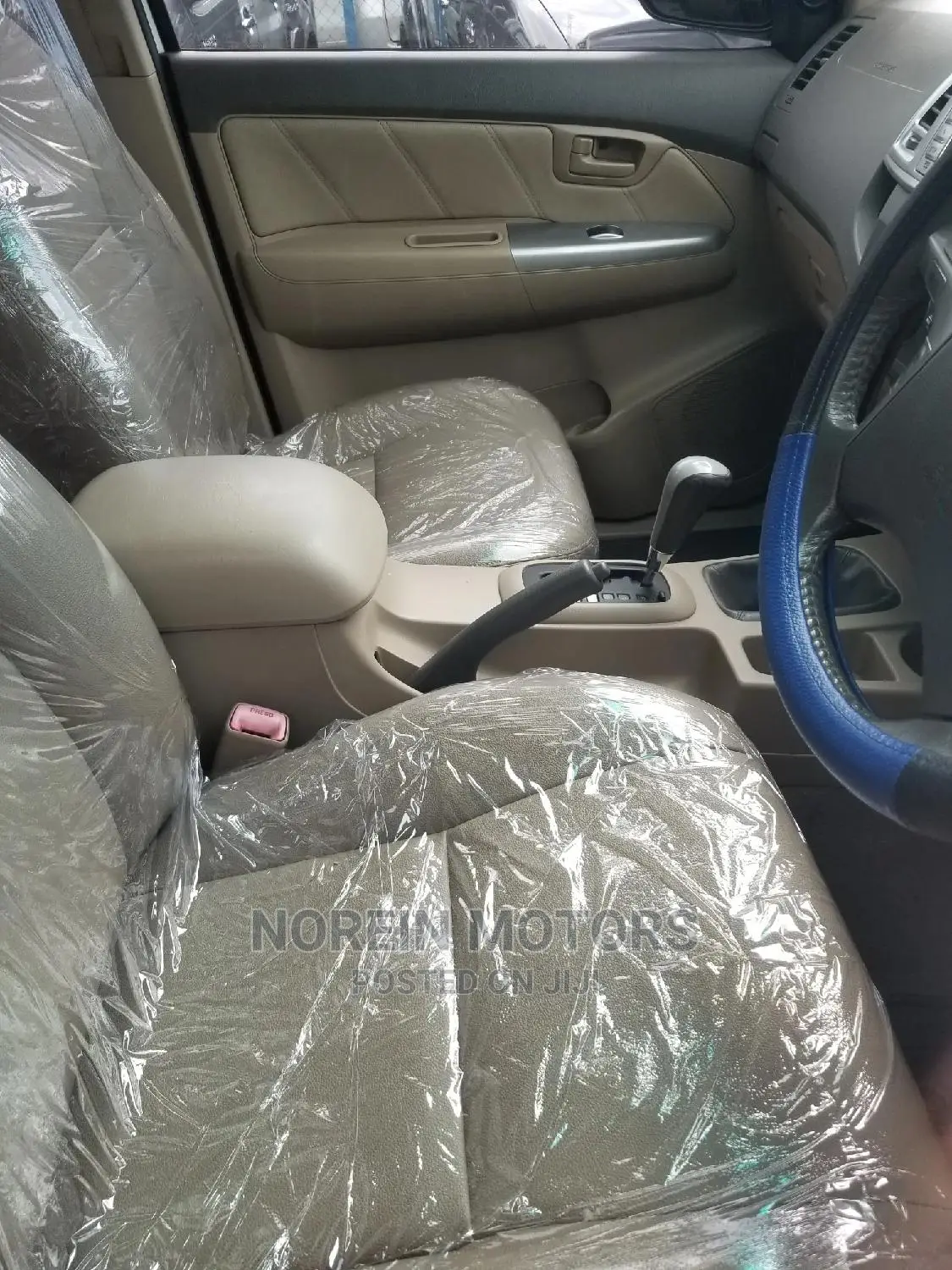 Toyota Hilux 2014 Pearl