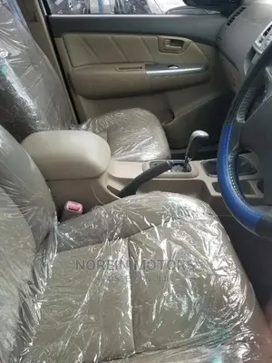 Toyota Hilux 2014 Pearl
