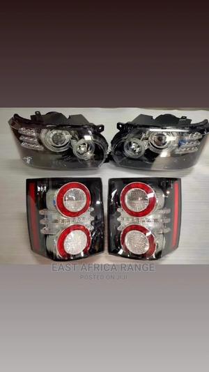 Range Rover Vogue 2010 Headlights and Taillights