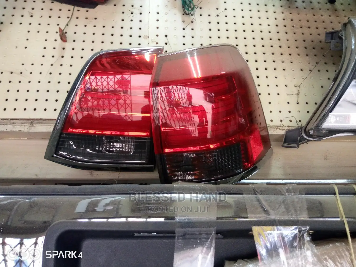 Tail Lamp Land Cruiser Prado 100 Series