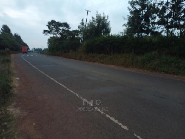 Karatina Half Acre Touching Tarmac - main view