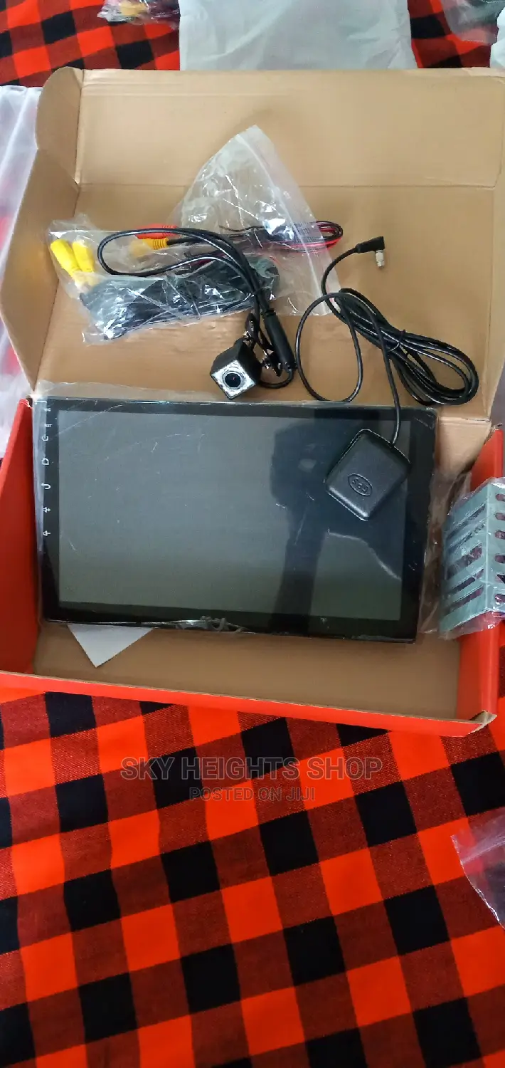 Quality 10" Touchscreen Android Radio + Reverse Camera + GPS