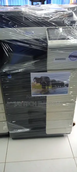 Digital Laser Bizhub C 364 E