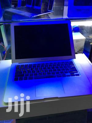 Find This Apple Macbook Pro 13.3'' Corei5 8gbram 500hd 2.7ghz Wifi Can Bluth