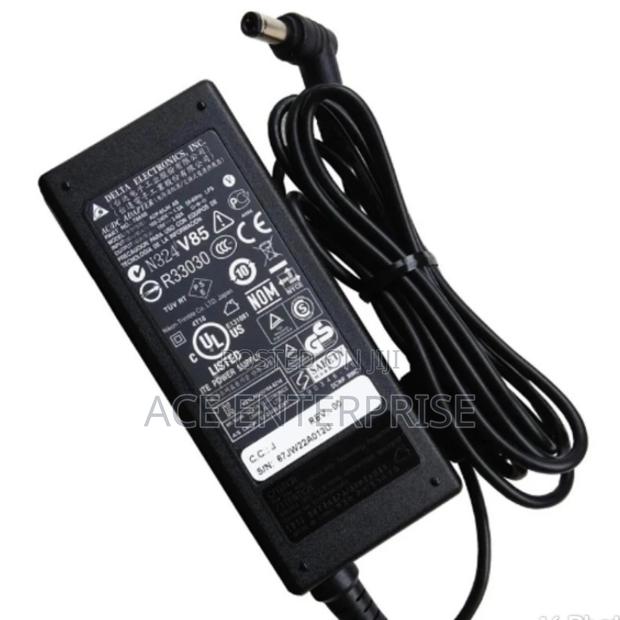 Asus 19v 3.42a Charger - main view