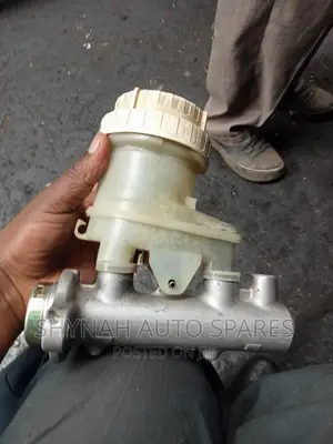 Brake Master Cylinder L200