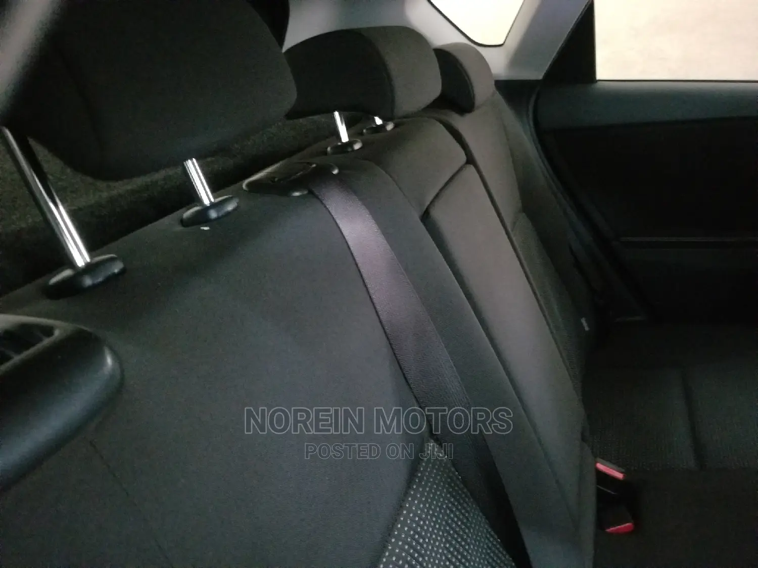 Toyota Auris 2015 Gray