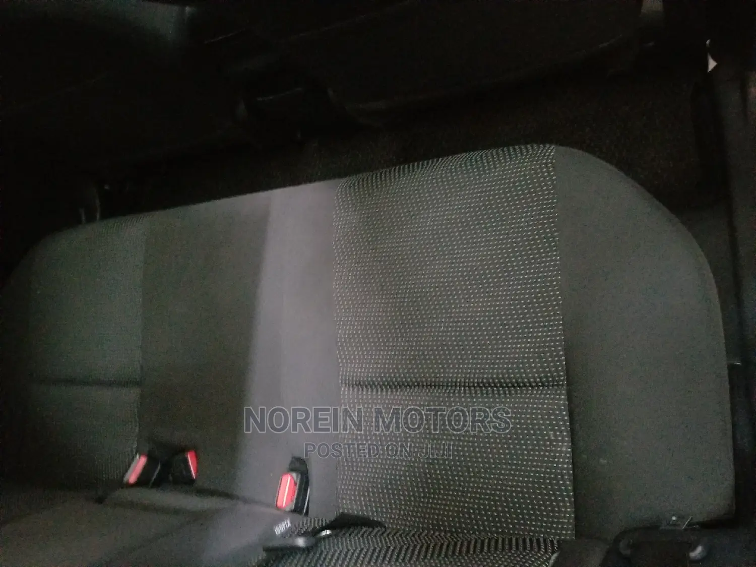 Toyota Auris 2015 Gray