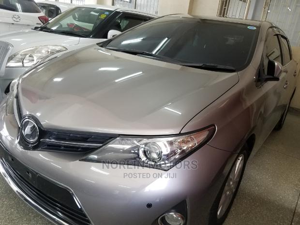Toyota Auris 2015 Gray - thumbnail 3