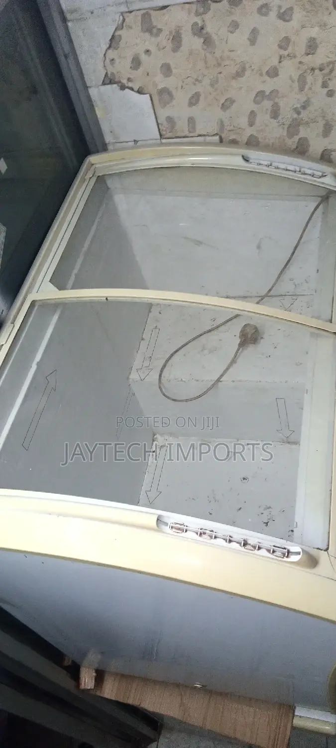Ex Uk Display Freezer