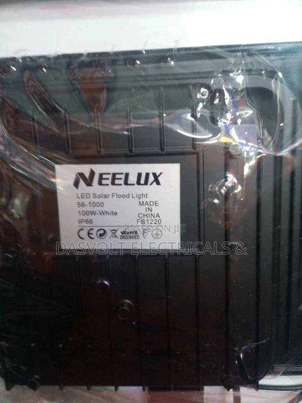 100watts Solar Floodlight Neelux - thumbnail 3