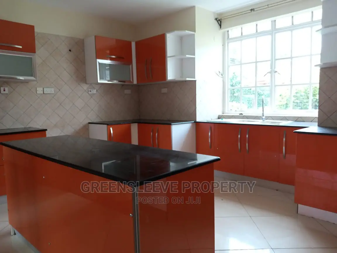 4bdrm Townhouse/Terrace in Mitoin, Karen for Rent