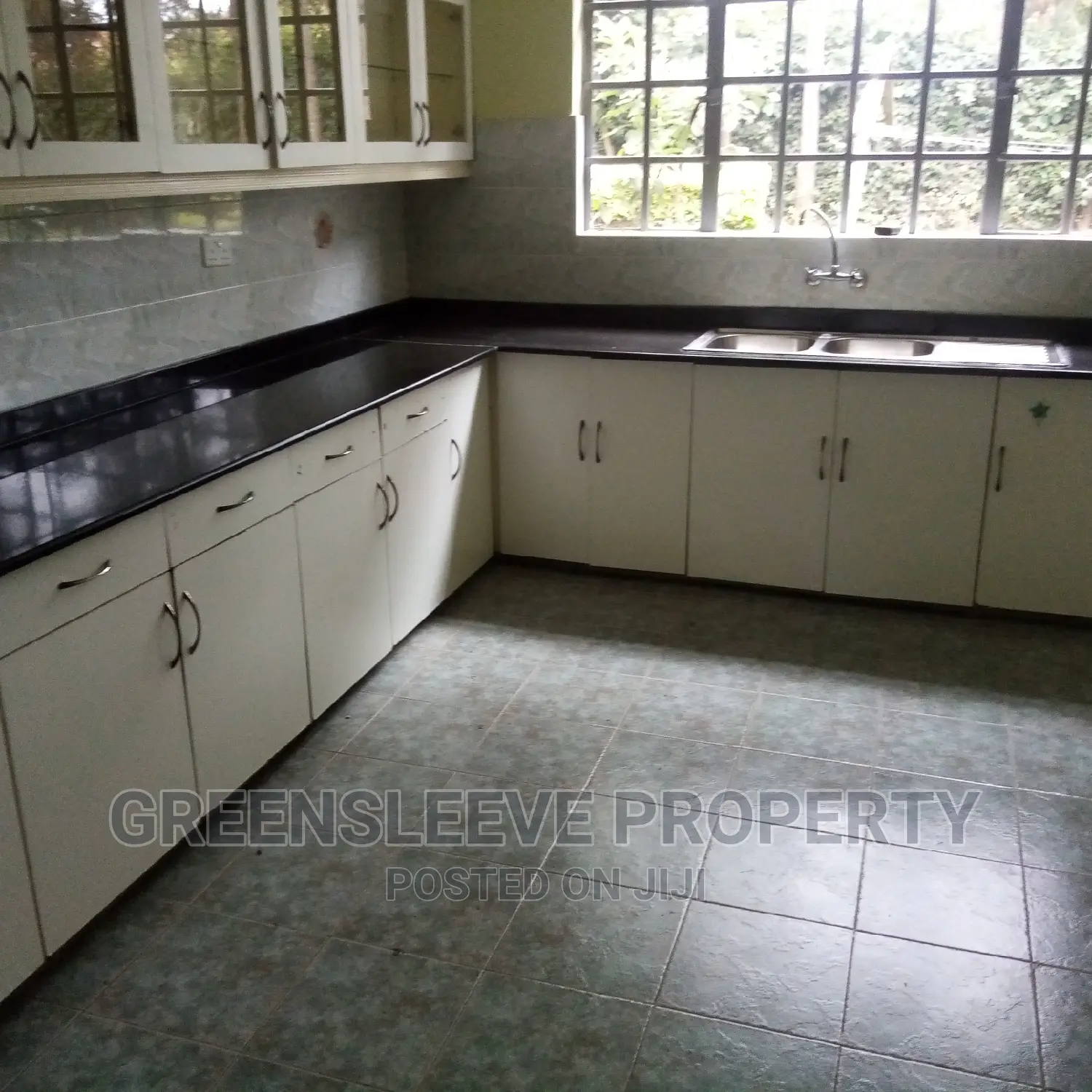 4bdrm Townhouse in Karen for Rent
