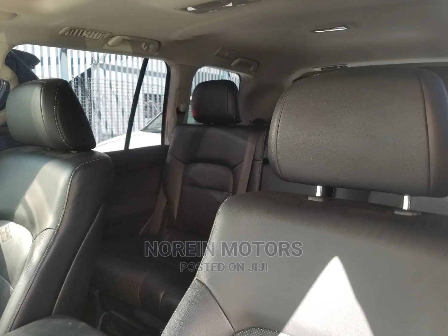 Toyota Land Cruiser 2015 White