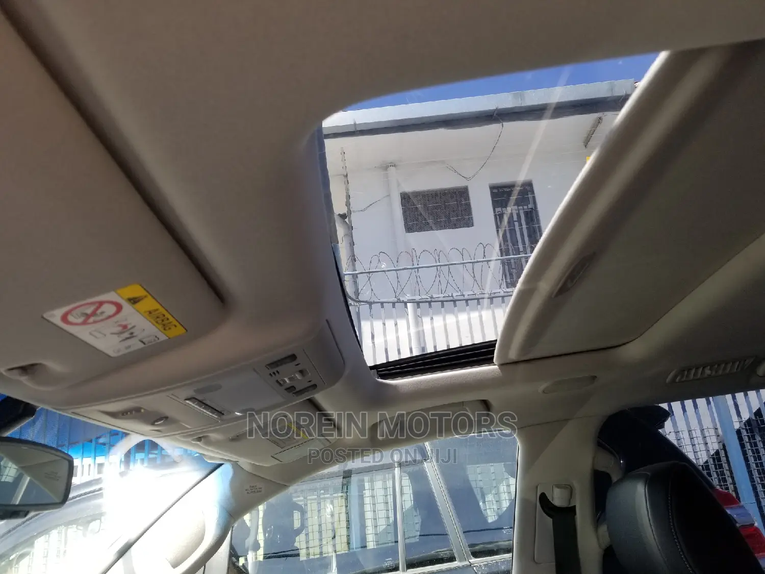 Toyota Land Cruiser 2015 White